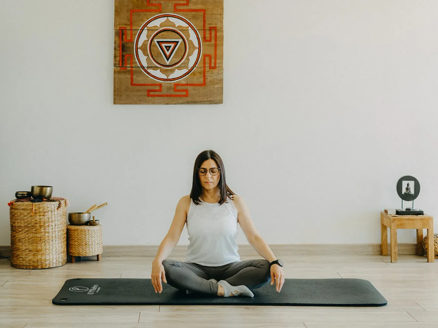 Séance de méditation en groupe au studio d'Allauch